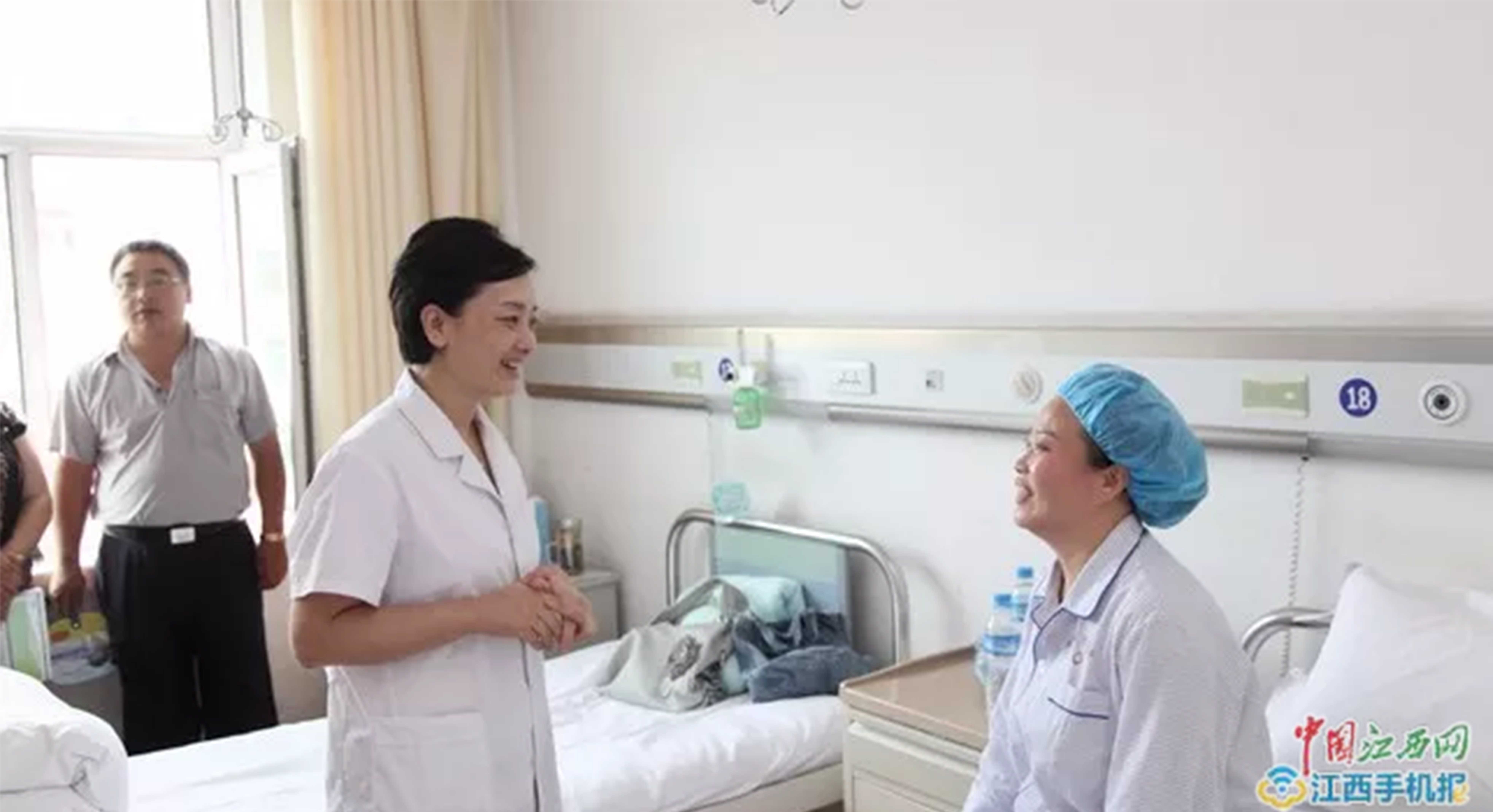 國內著(zhù)名婦科教授段華走進(jìn)永豐邦爾醫院開(kāi)展診療活動(dòng)